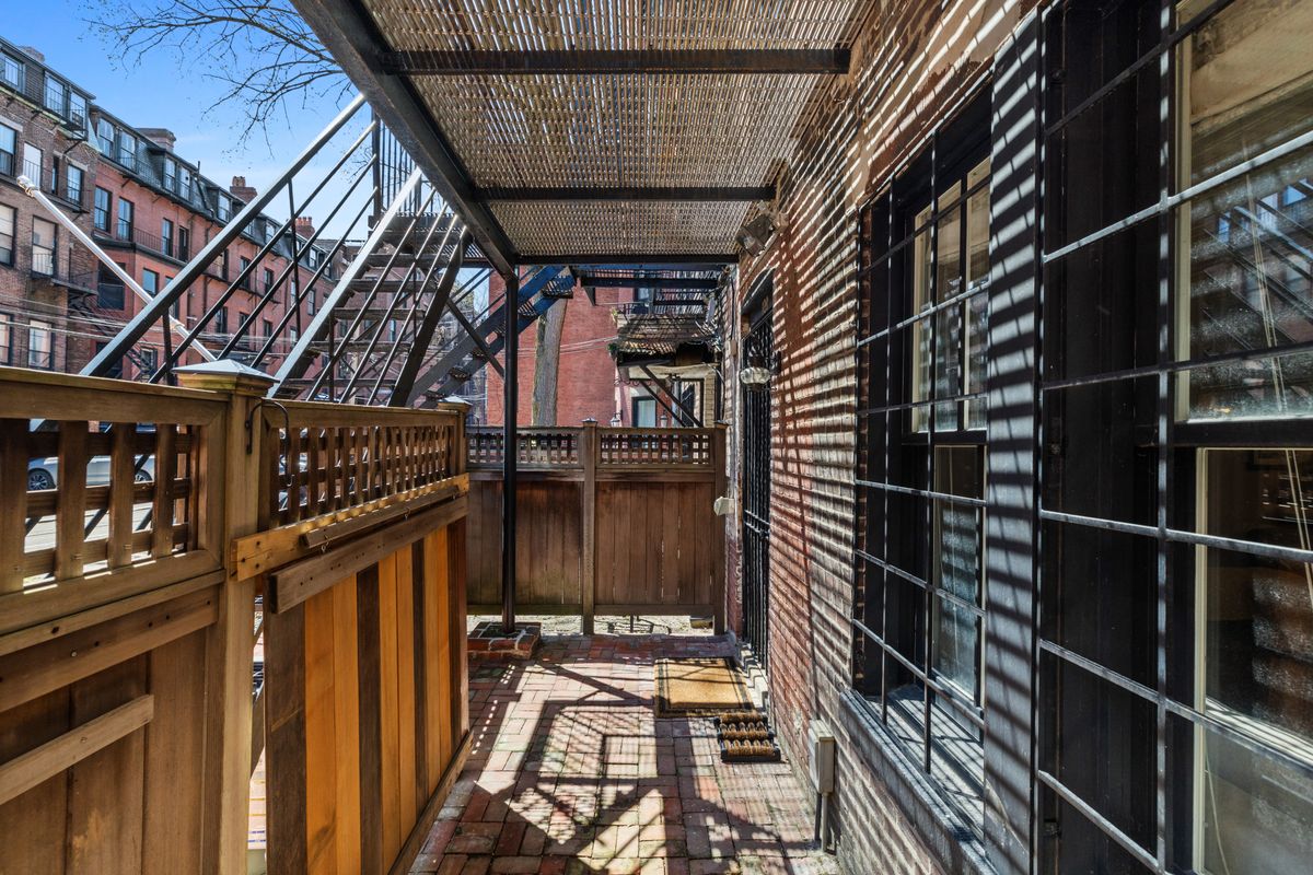 128 Marlborough Unit 1 — Photo 15