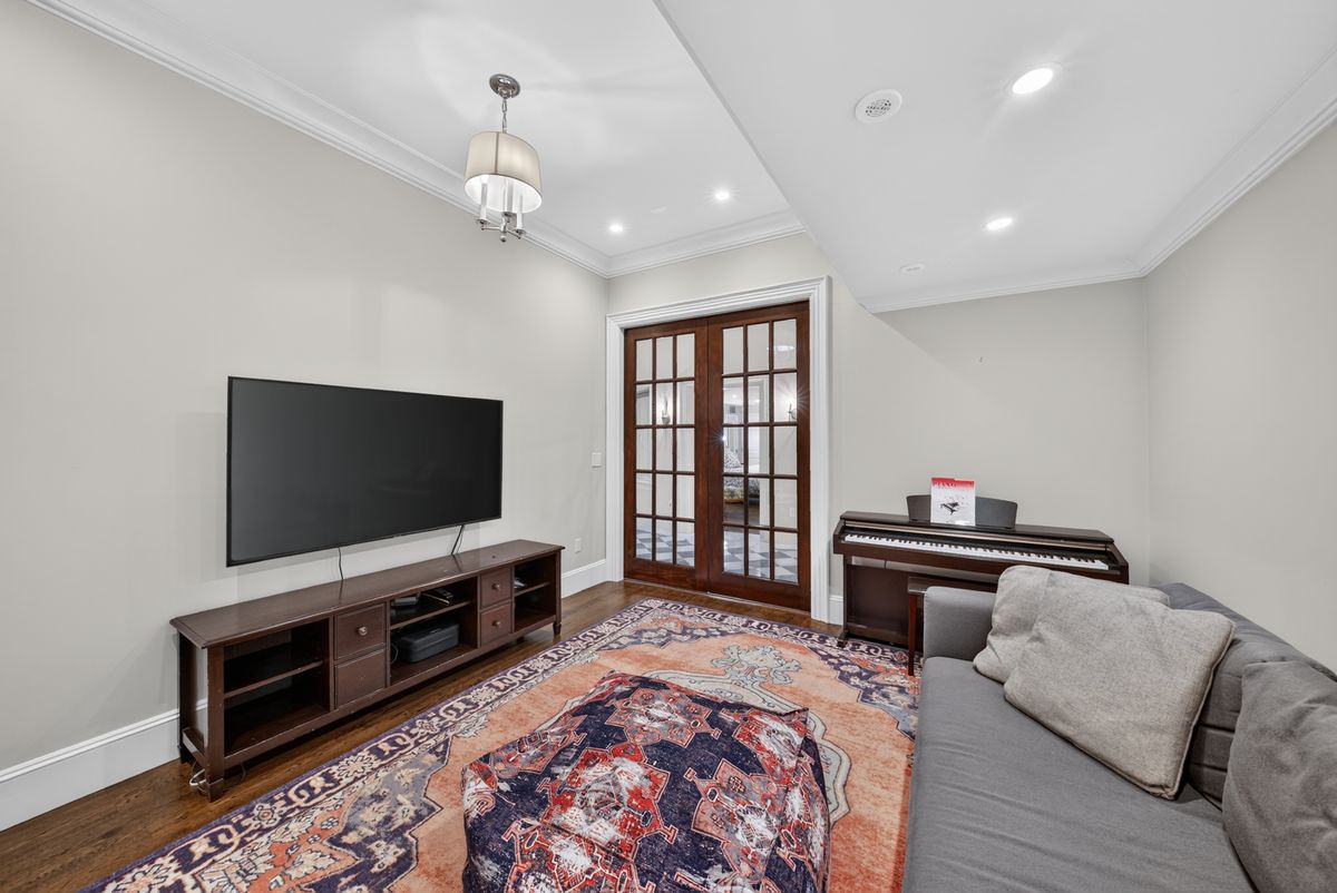 414 Beacon St, Unit 5 — Photo 16