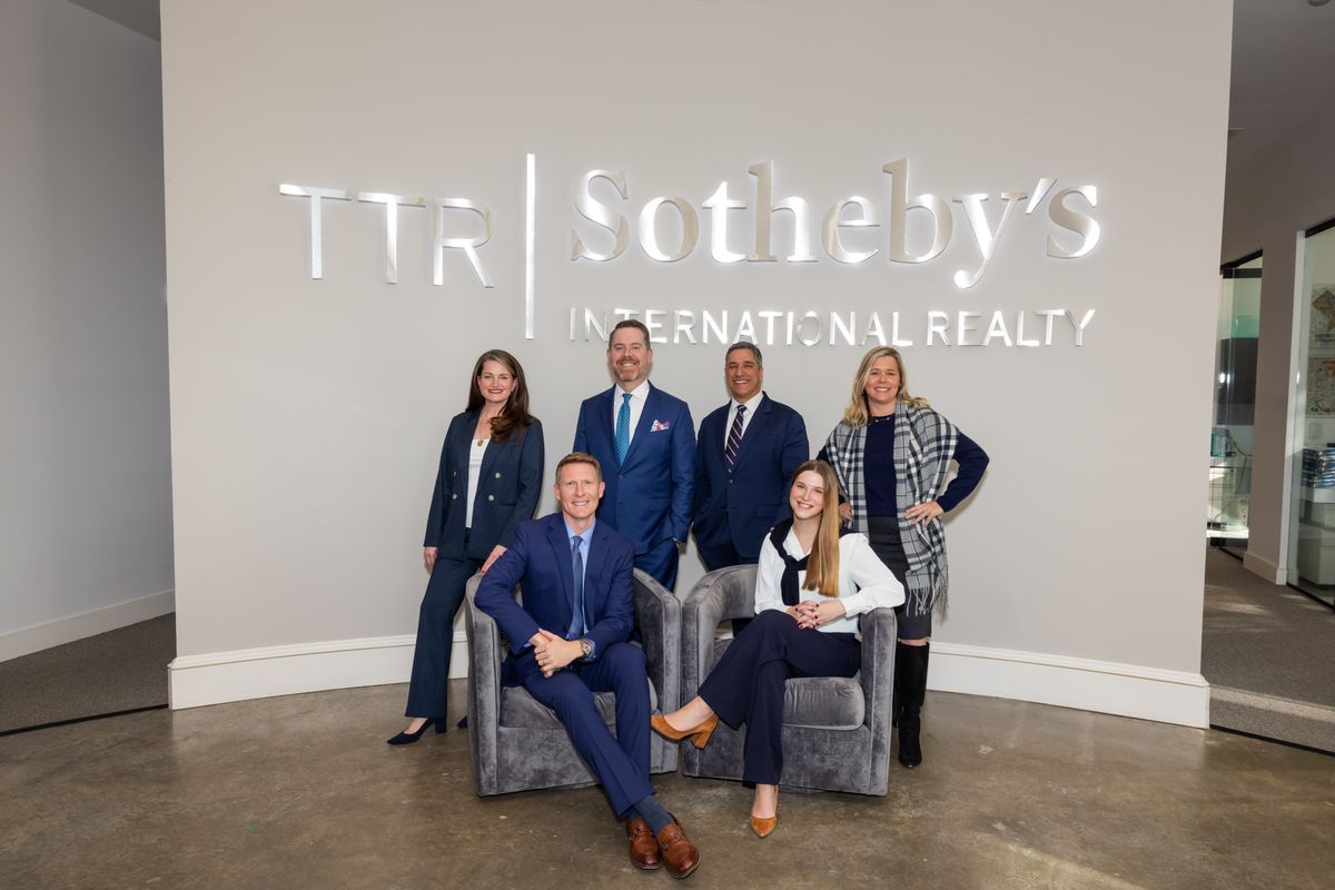 The Robert & Tyler Team's featured image