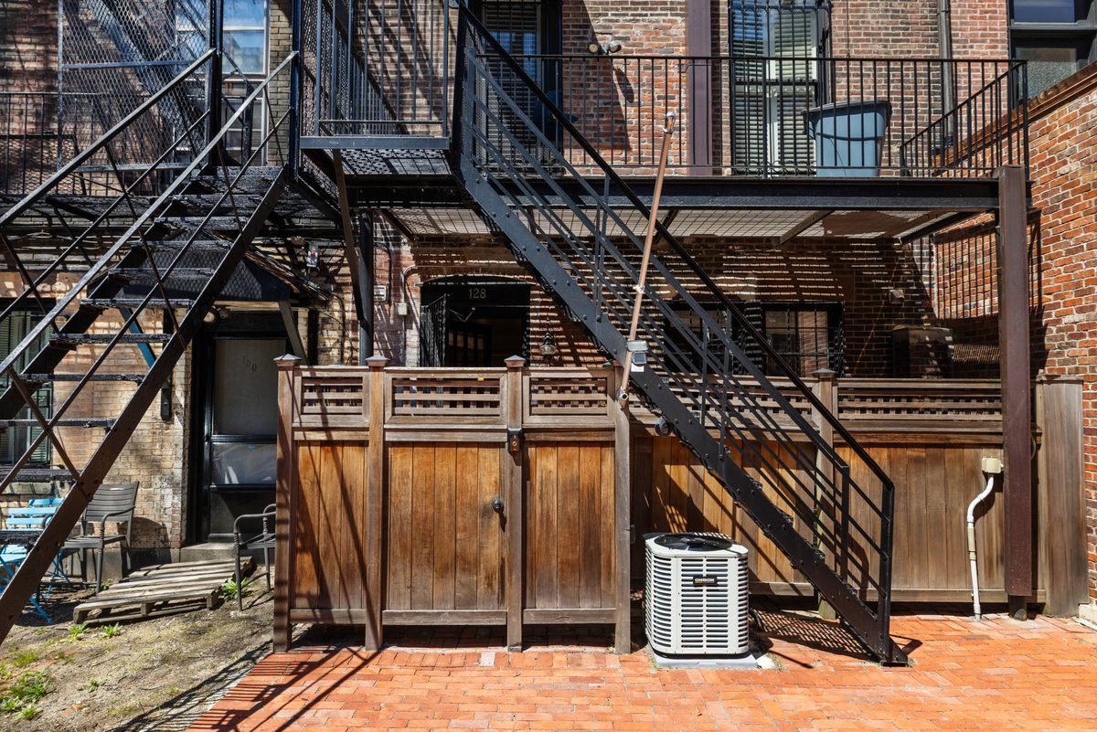 128 Marlborough Unit 1 — Photo 17