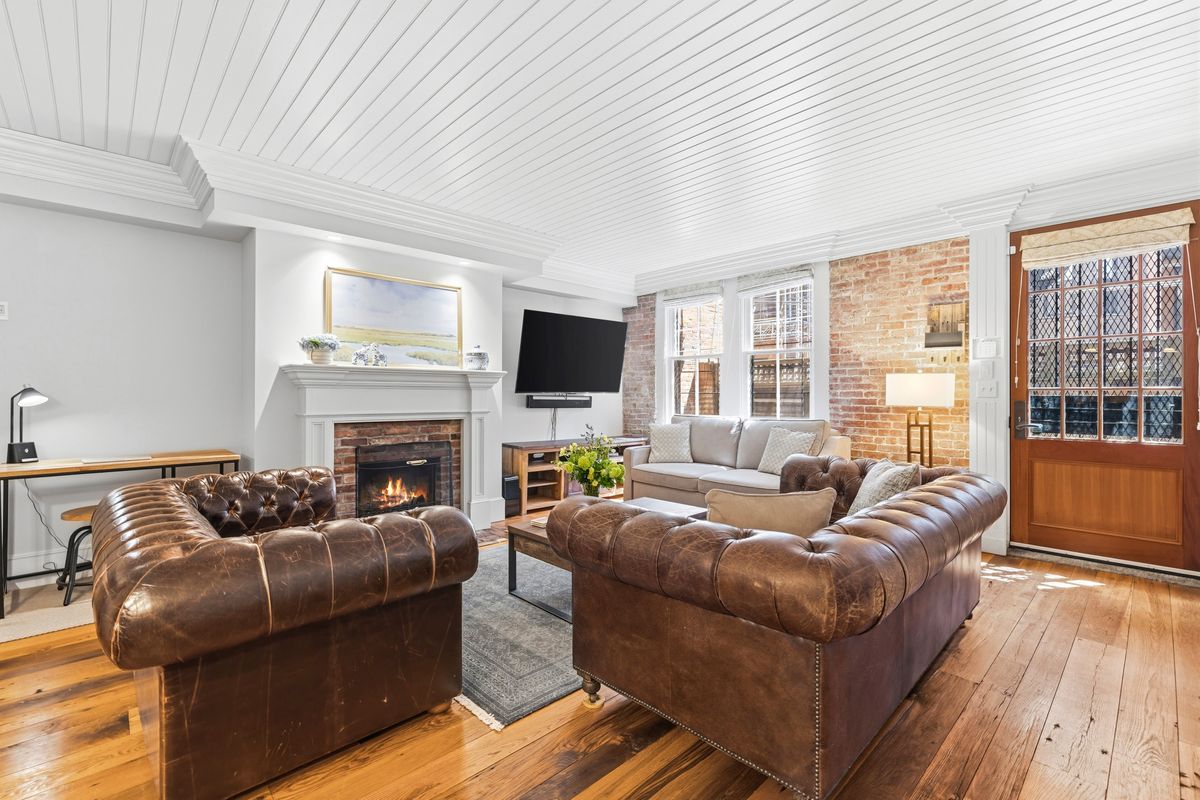128 Marlborough Unit 1 — Photo 2