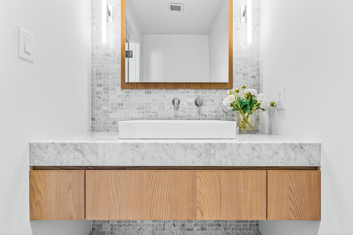 430 STUART STREET — Photo 1